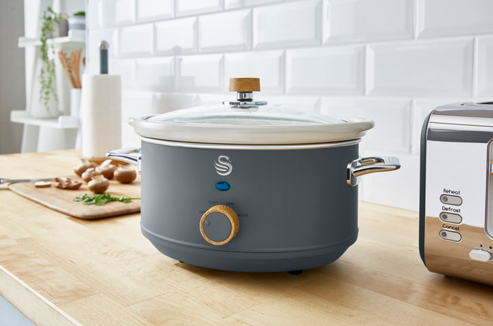 Swan Nordic 3.5L Slow Cooker